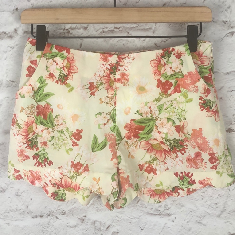 NWT Sigal A. Floral Shorts Sz XS